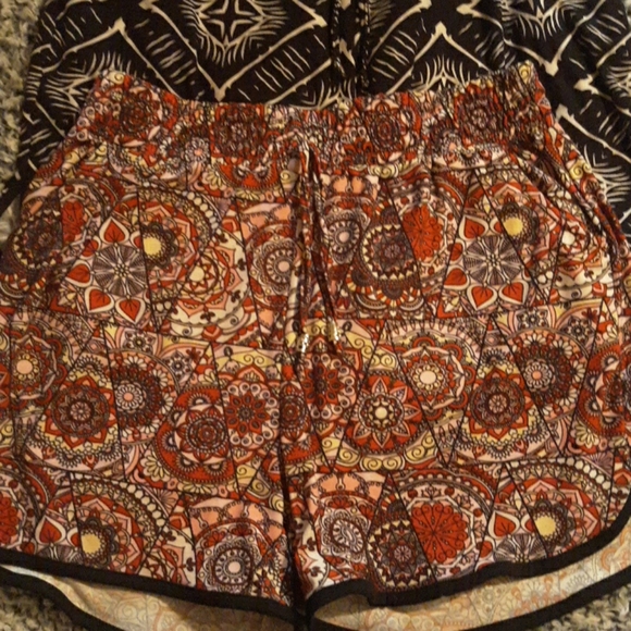 Polyester Shorts - Picture 2 of 3
